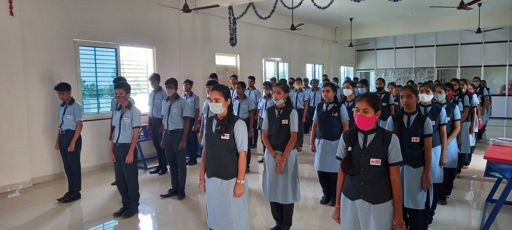 SCHOOL/COLLEGE IMAGE